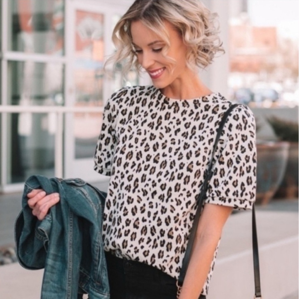 Loft Petites Leopard Print Short Puff Sleeve Sweater Top Size Extra Small XSP